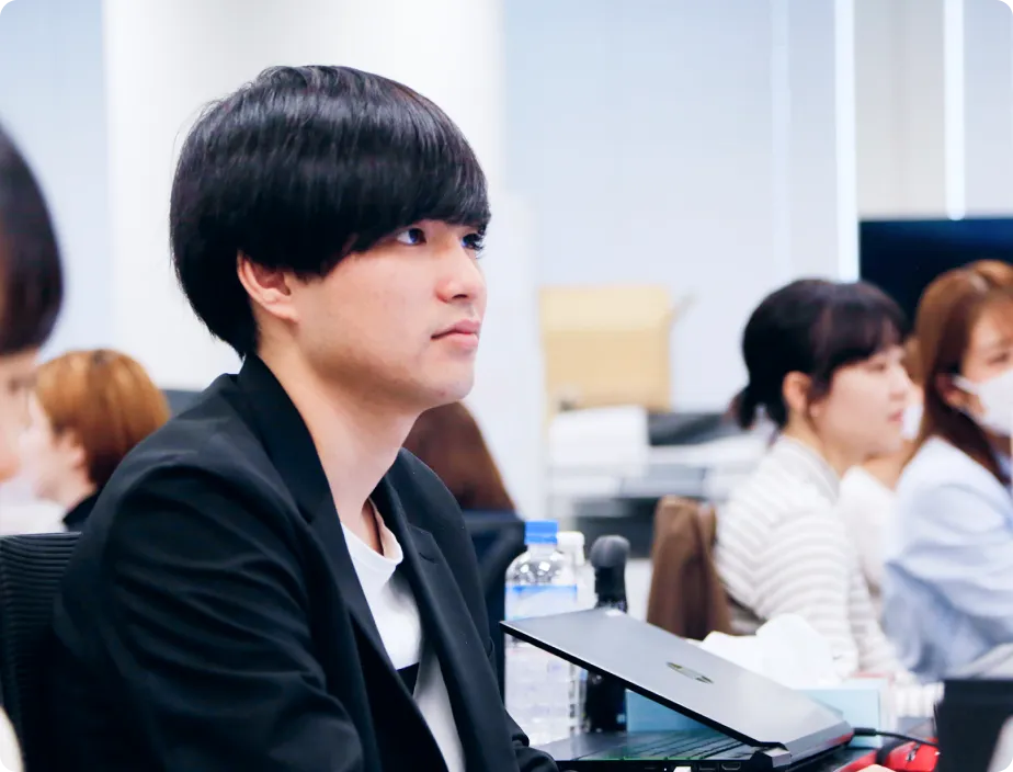 戦略から実行まで一気通貫で担う「事業の中核ポジション」です。